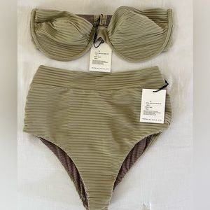 BNWT Acacia Solenta ribbed set XL